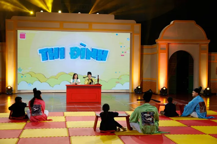 Huyền Lizzie cực nhí nhố trong chương trình Trạng nguyên nhí - Ảnh 4. Huyền Lizzie cực nhí nhố trong chương trình Trạng nguyên nhí - Ảnh 4.