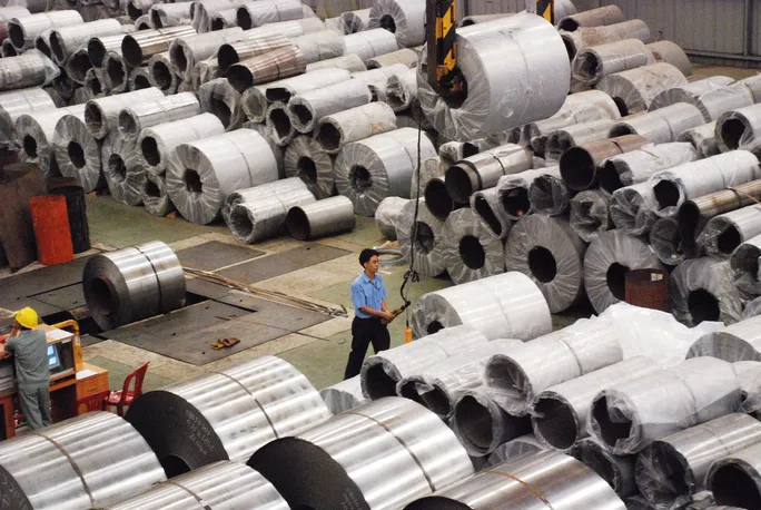 Giá thép tăng cao bất thường, liên tục thiết lập mốc mới - Ảnh 2.