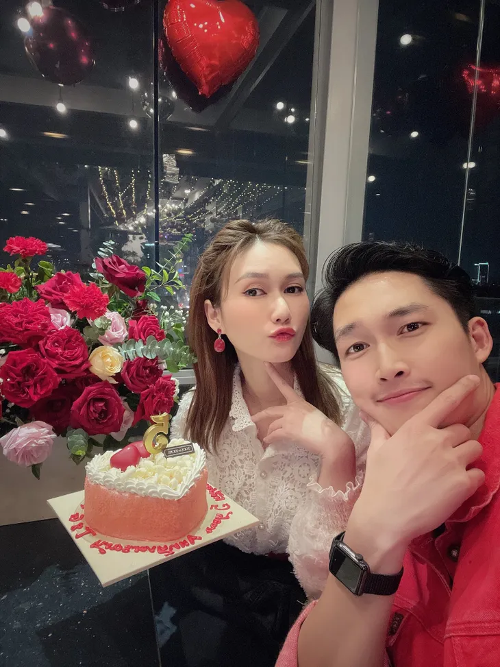 Diễn viên Đình Tú kỷ niệm 5 năm tình yêu với bạn gái hơn tuổi - Ảnh 2. Diễn viên Đình Tú kỷ niệm 5 năm tình yêu với bạn gái hơn tuổi - Ảnh 2.