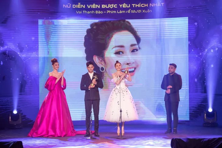 Đỗ Thị Hà đọ sắc cùng dàn Hoa hậu đàn chị tại Ngôi Sao Xanh - Ảnh 10. Đỗ Thị Hà đọ sắc cùng dàn Hoa hậu đàn chị tại Ngôi Sao Xanh - Ảnh 10.