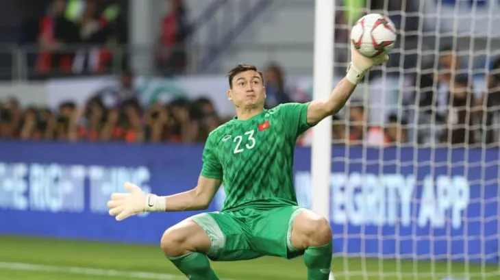 Đặng Văn Lâm mặc áo số 1 ở Cerezo Osaka - Ảnh 2. Đặng Văn Lâm mặc áo số 1 ở Cerezo Osaka - Ảnh 2.