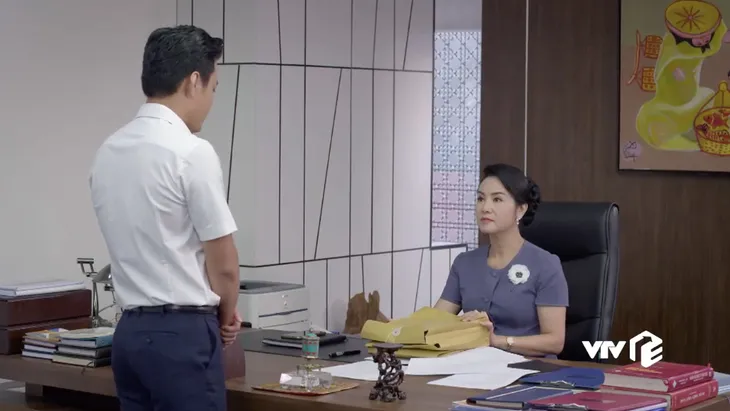 Hướng dương ngược nắng - Tập 12: Bắt đầu bị nghi ngờ, Kiên mượn tay Minh để phá Cao Dược - Ảnh 8. Hướng dương ngược nắng - Tập 12: Bắt đầu bị nghi ngờ, Kiên mượn tay Minh để phá Cao Dược - Ảnh 8.