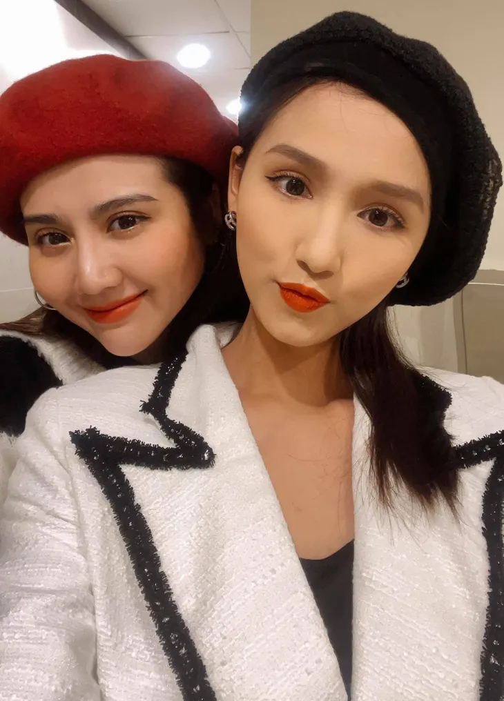 Hồng Diễm, Bảo Thanh và loạt nữ diễn viên xinh đẹp bất ngờ tụ họp - Ảnh 8. Hồng Diễm, Bảo Thanh và loạt nữ diễn viên xinh đẹp bất ngờ tụ họp - Ảnh 8.