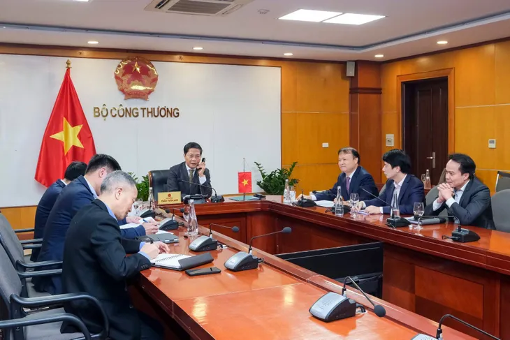 Thông tin Hoa Kỳ sẽ áp thuế Việt Nam là hoàn toàn thất thiệt - Ảnh 1. Thông tin Hoa Kỳ sẽ áp thuế Việt Nam là hoàn toàn thất thiệt - Ảnh 1.