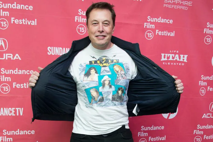 Elon Musk: Từ một đứa trẻ bị bắt nạt, nguồn cảm hứng cho Iron man, đến người giàu nhất hành tinh - Ảnh 21. Elon Musk: Từ một đứa trẻ bị bắt nạt, nguồn cảm hứng cho Iron man, đến người giàu nhất hành tinh - Ảnh 21.