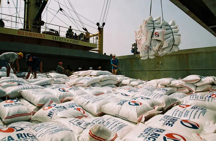 Cước vận chuyển container tăng phi mã, hàng nghìn doanh nghiệp “đứng ngồi không yên” - Ảnh 2.
