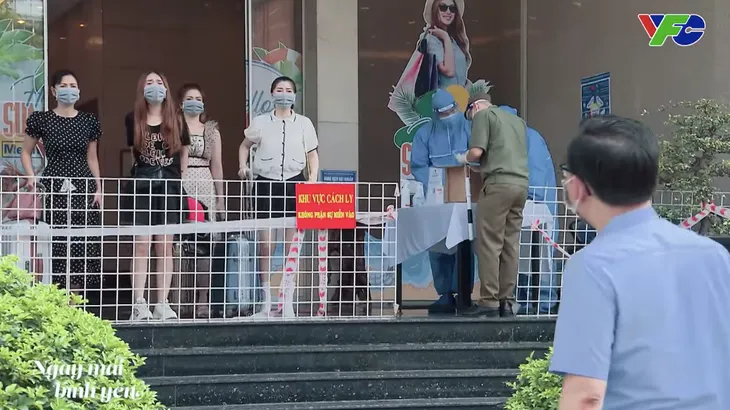 Ngày mai bình yên - Tập 16: Dụ được bà Trúc trở về, ông Phát sướng như trúng số - Ảnh 25. Ngày mai bình yên - Tập 16: Dụ được bà Trúc trở về, ông Phát sướng như trúng số - Ảnh 25.