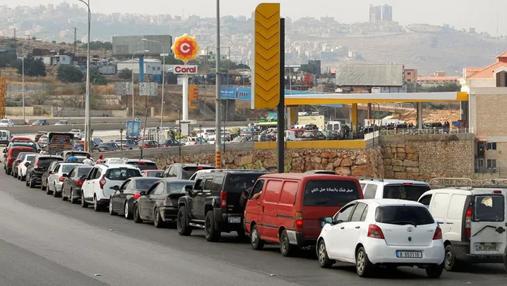 Lebanon rơi vào tình trạng mất điện hoàn toàn - Ảnh 1. Lebanon rơi vào tình trạng mất điện hoàn toàn - Ảnh 1.