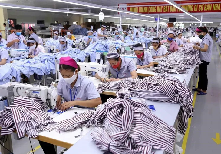Việt Nam vẫn là điểm đến hấp dẫn với nhà đầu tư nước ngoài - Ảnh 2. Việt Nam vẫn là điểm đến hấp dẫn với nhà đầu tư nước ngoài - Ảnh 2.