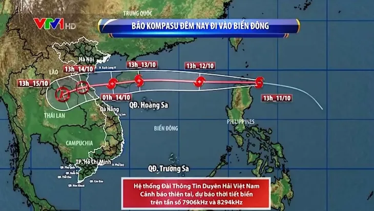 Đêm 11/10, bão Kompasu sẽ vào biển Đông, trở thành bão số 8 - Ảnh 1. Đêm 11/10, bão Kompasu sẽ vào biển Đông, trở thành bão số 8 - Ảnh 1.