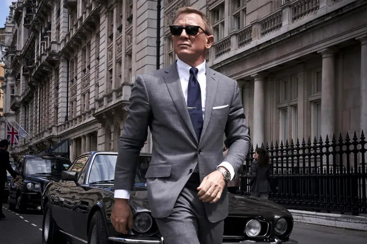 No Time To Die đứng đầu phòng vé Bắc Mỹ, vẫn không phá được kỉ lục của Skyfall - Ảnh 1. No Time To Die đứng đầu phòng vé Bắc Mỹ, vẫn không phá được kỉ lục của Skyfall - Ảnh 1.