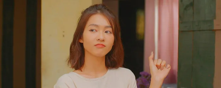 Nụ cười tỏa nắng của Khả Ngân - Ảnh 37. Nụ cười tỏa nắng của Khả Ngân - Ảnh 37.