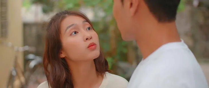 Nụ cười tỏa nắng của Khả Ngân - Ảnh 42. Nụ cười tỏa nắng của Khả Ngân - Ảnh 42.