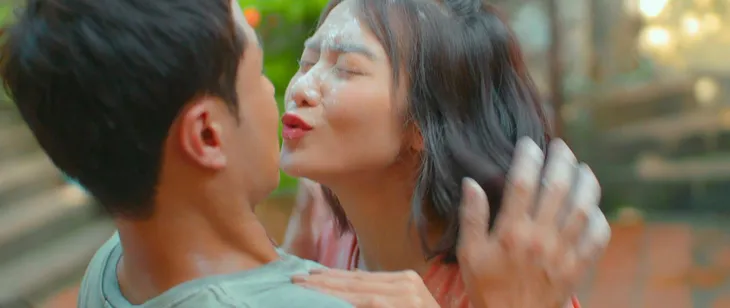 Nụ cười tỏa nắng của Khả Ngân - Ảnh 16. Nụ cười tỏa nắng của Khả Ngân - Ảnh 16.