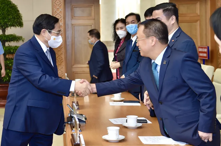 Thủ tướng Phạm Minh Chính gặp mặt các doanh nhân tiêu biểu - Ảnh 1. Thủ tướng Phạm Minh Chính gặp mặt các doanh nhân tiêu biểu - Ảnh 1.