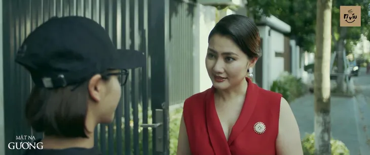 Hình ảnh mệnh phụ phu nhân xuất sắc của Ngọc Lan - Ảnh 8. Hình ảnh mệnh phụ phu nhân xuất sắc của Ngọc Lan - Ảnh 8.
