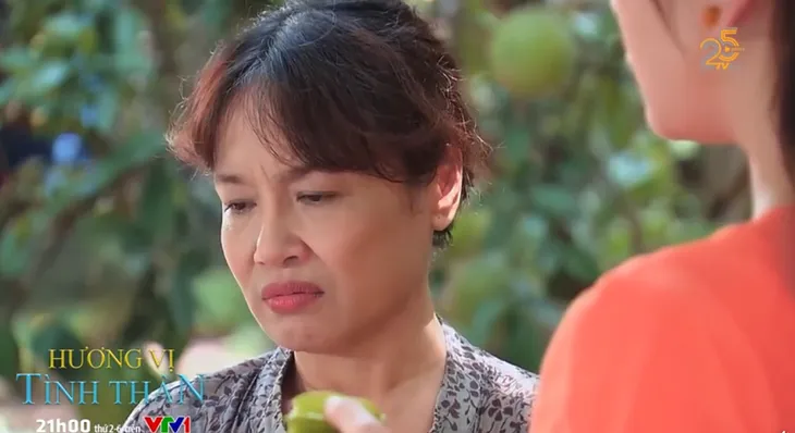 Hương vị tình thân phần 2 - Tập 56: Bà Bích nghi ngờ Nam mang bầu - Ảnh 3. Hương vị tình thân phần 2 - Tập 56: Bà Bích nghi ngờ Nam mang bầu - Ảnh 3.