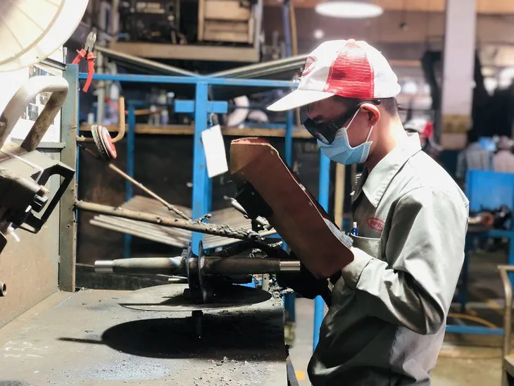 Nghị quyết 128 - “Chìa khóa” giúp doanh nghiệp bắt nhịp phục hồi - Ảnh 1. Nghị quyết 128 - “Chìa khóa” giúp doanh nghiệp bắt nhịp phục hồi - Ảnh 1.