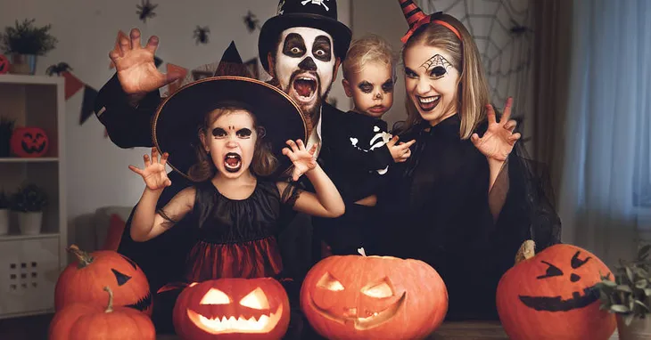 Halloween và bóng ma đứt gãy chuỗi cung ứng - Ảnh 1. Halloween và bóng ma đứt gãy chuỗi cung ứng - Ảnh 1.