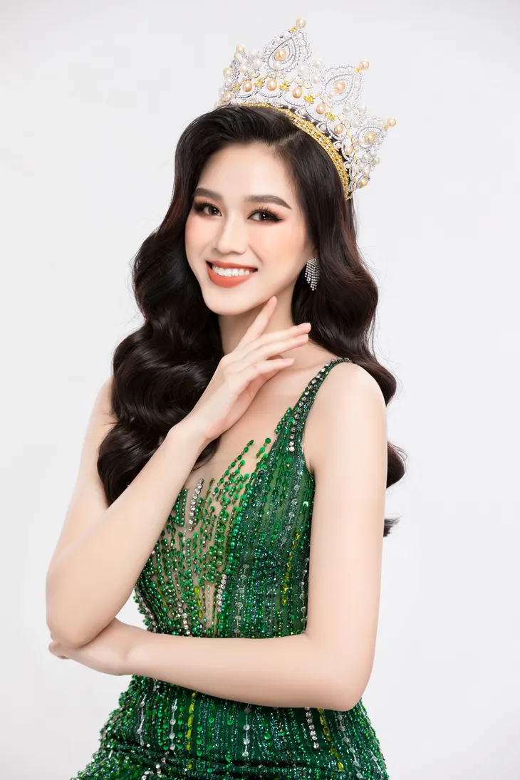 Hé lộ trang phục màn múa lụa của Đỗ Hà tại Miss World 2021 - Ảnh 1. Hé lộ trang phục màn múa lụa của Đỗ Hà tại Miss World 2021 - Ảnh 1.
