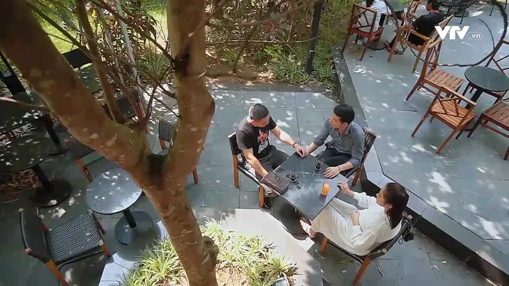Hương vị tình thân: Nam đón tin vui, Thy đơn độc cầu xin chồng đừng bỏ rơi - Ảnh 1. Hương vị tình thân: Nam đón tin vui, Thy đơn độc cầu xin chồng đừng bỏ rơi - Ảnh 1.