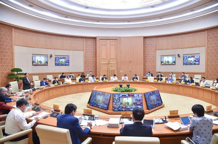 Thủ tướng chỉ đạo các giải pháp toàn diện, hiệu quả, kịp thời để chuyển sang trạng thái mới - Ảnh 3.