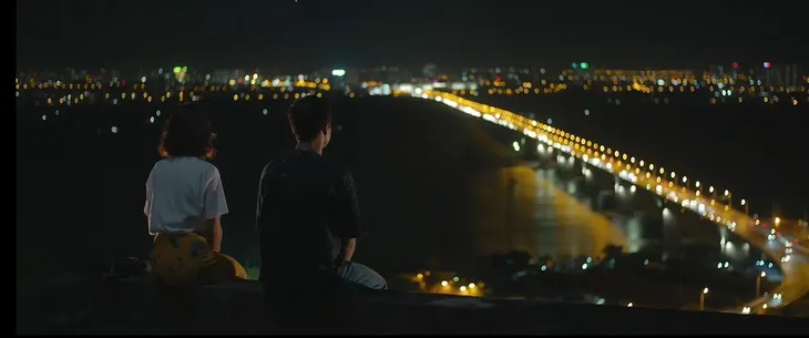 Bối cảnh hẹn hò trên cao view cực hút mắt trong 11 tháng 5 ngày - Ảnh 4. Bối cảnh hẹn hò trên cao view cực hút mắt trong 11 tháng 5 ngày - Ảnh 4.