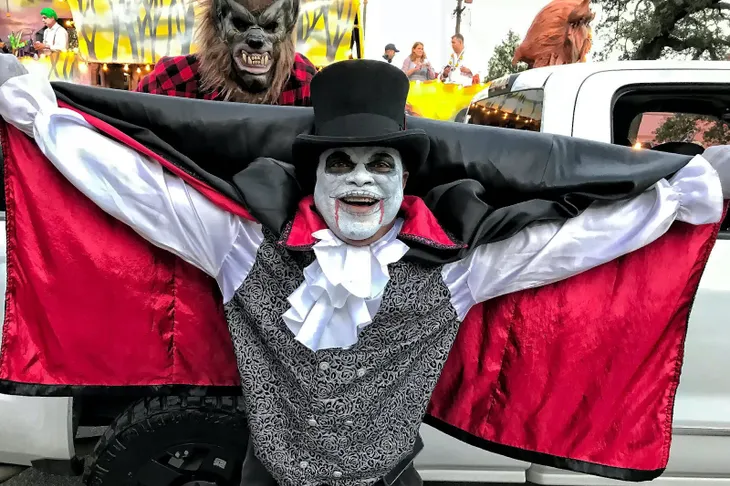 Khám phá những điểm đến thú vị bậc nhất mùa Halloween - Ảnh 3.
