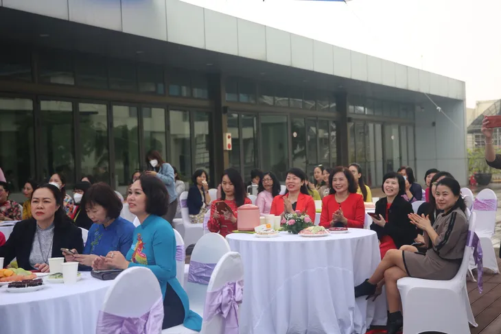 Đài THVN rộn ràng chào mừng ngày Phụ nữ Việt Nam (20/10) - Ảnh 13. Đài THVN rộn ràng chào mừng ngày Phụ nữ Việt Nam (20/10) - Ảnh 13.