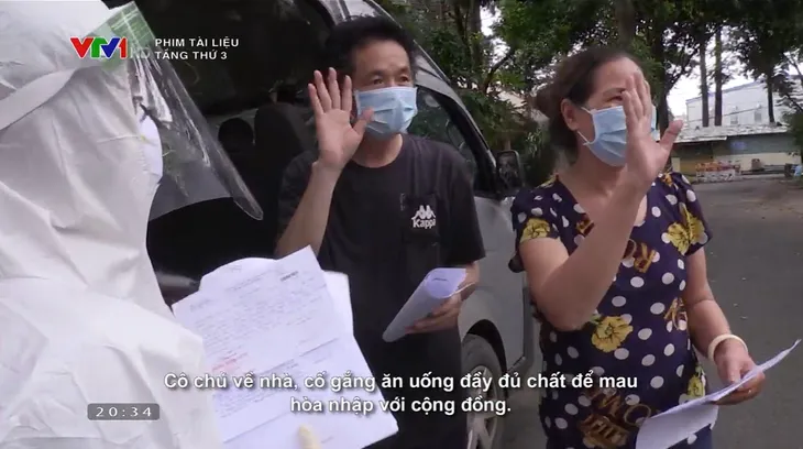 Tầng thứ 3: Bên trong Tầng sinh tử điều trị bệnh nhân COVID-19 nặng và nguy kịch - Ảnh 8. Tầng thứ 3: Bên trong Tầng sinh tử điều trị bệnh nhân COVID-19 nặng và nguy kịch - Ảnh 8.