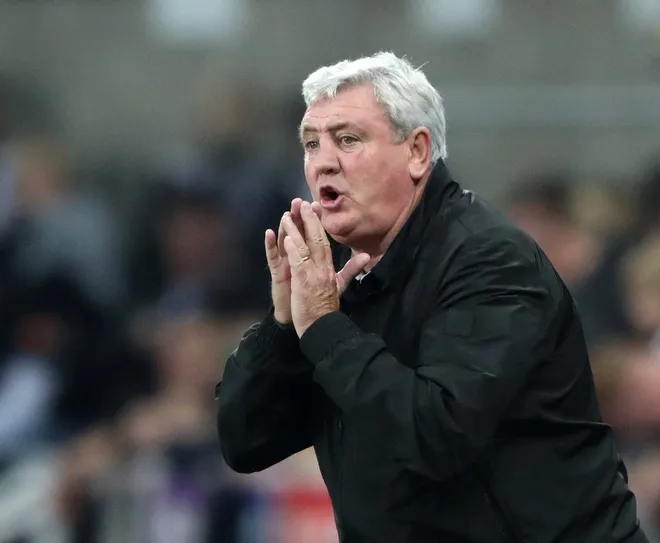 Newcastle sa thải HLV Steve Bruce - Ảnh 2. Newcastle sa thải HLV Steve Bruce - Ảnh 2.