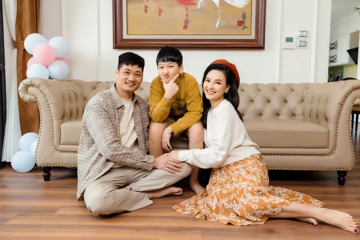 Nhan sắc thay đổi của Bảo Thanh từ sau sinh con gái - Ảnh 12. Nhan sắc thay đổi của Bảo Thanh từ sau sinh con gái - Ảnh 12.