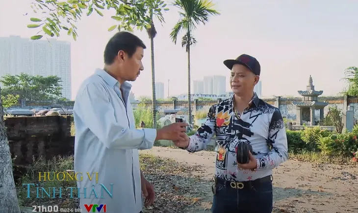 Hương vị tình thân phần 2 - Tập 63: Chiến chó tặng ông Sinh bằng chứng gốc - Ảnh 2. Hương vị tình thân phần 2 - Tập 63: Chiến chó tặng ông Sinh bằng chứng gốc - Ảnh 2.