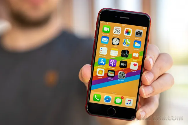 iPhone SE 3 sẽ là iPhone cuối cùng sử dụng màn hình LCD? - Ảnh 1. iPhone SE 3 sẽ là iPhone cuối cùng sử dụng màn hình LCD? - Ảnh 1.