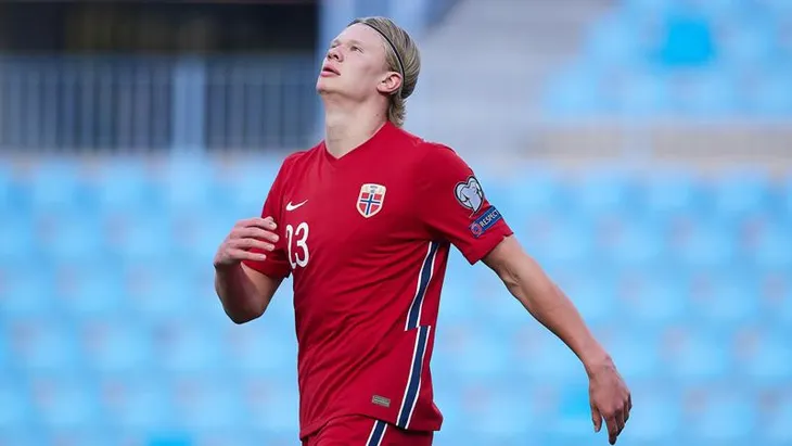 Erling Haaland phải nghỉ thi đấu hết năm 2021 - Ảnh 1. Erling Haaland phải nghỉ thi đấu hết năm 2021 - Ảnh 1.