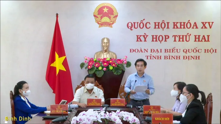 Không để lọt những bộ phim có nội dung không đúng với Việt Nam - Ảnh 1. Không để lọt những bộ phim có nội dung không đúng với Việt Nam - Ảnh 1.