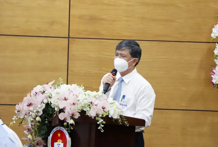 Đề xuất cho học sinh lớp 9 và 12 ở TP Hồ Chí Minh trở lại trường từ tháng 12 - Ảnh 1. Đề xuất cho học sinh lớp 9 và 12 ở TP Hồ Chí Minh trở lại trường từ tháng 12 - Ảnh 1.