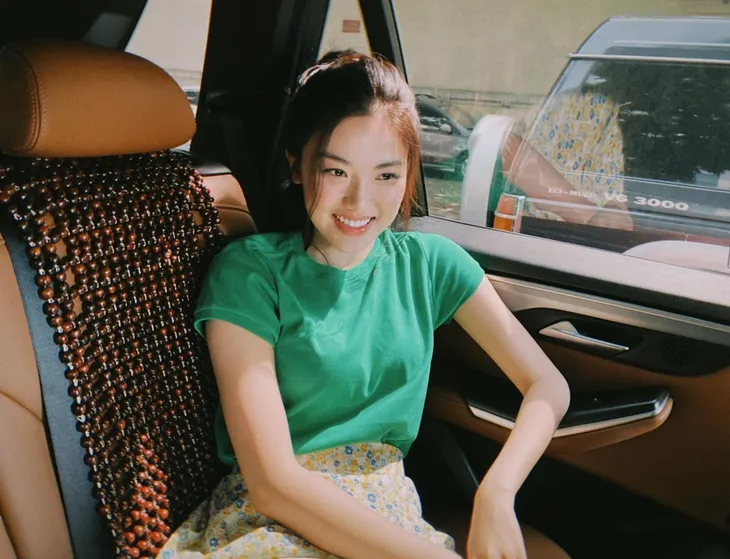 Lương Thanh rạng rỡ tuổi 25 - Ảnh 3. Lương Thanh rạng rỡ tuổi 25 - Ảnh 3.