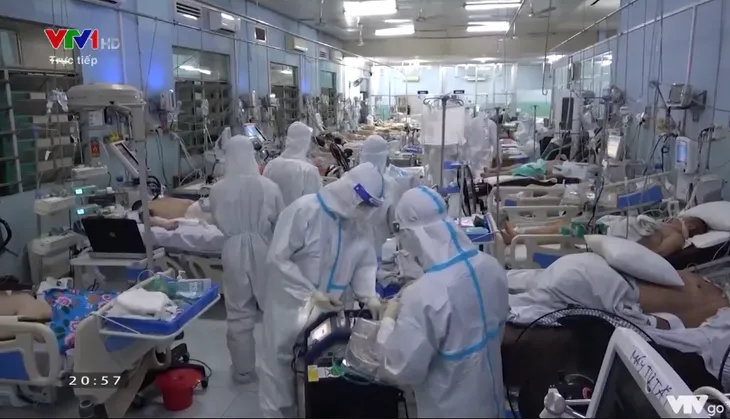 “Việt Nam - Khát vọng bình yên”: Tôn vinh lực lượng tuyến đầu chống dịch - Ảnh 3. “Việt Nam - Khát vọng bình yên”: Tôn vinh lực lượng tuyến đầu chống dịch - Ảnh 3.