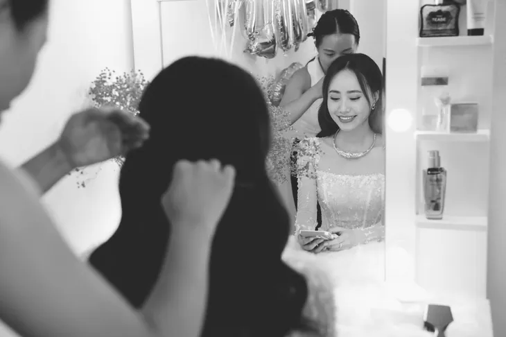 BTV Xuân Anh kể chuyện làm cô dâu thời COVID-19 - Ảnh 5. BTV Xuân Anh kể chuyện làm cô dâu thời COVID-19 - Ảnh 5.