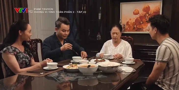 Hương vị tình thân phần 2 - Tập 49: Ông Khang bất lực nhìn hai con dâu đánh nhau rồi rời khỏi nhà chồng - Ảnh 10. Hương vị tình thân phần 2 - Tập 49: Ông Khang bất lực nhìn hai con dâu đánh nhau rồi rời khỏi nhà chồng - Ảnh 10.