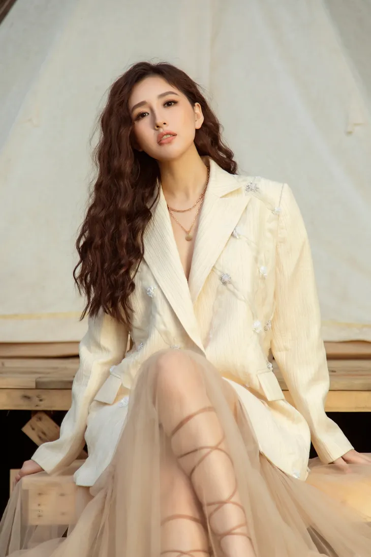 Mai Phương Thuý làm giám khảo Miss World Vietnam 2021 - Ảnh 2. Mai Phương Thuý làm giám khảo Miss World Vietnam 2021 - Ảnh 2.
