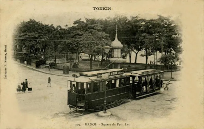 Triển lãm Hồ Gươm, giao lộ Đông - Tây - Ảnh 5. Triển lãm Hồ Gươm, giao lộ Đông - Tây - Ảnh 5.