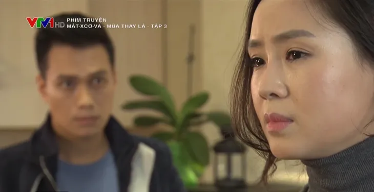 Matxcơva - Mùa thay lá - Tập 3: Phương (Hồng Diễm) thất vọng tràn trề khi chồng chưa muốn có con - Ảnh 4. Matxcơva - Mùa thay lá - Tập 3: Phương (Hồng Diễm) thất vọng tràn trề khi chồng chưa muốn có con - Ảnh 4.