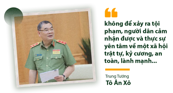 Công an xã chính quy góp phần tạo nên kỳ tích trong chiến dịch làm căn cước công dân - Ảnh 2.