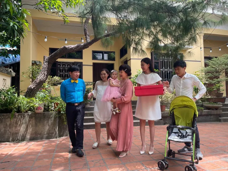 Khả Ngân khóc đỏ mắt, Thanh Sơn úp mở lời yêu sau 11 tháng 5 ngày - Ảnh 4. Khả Ngân khóc đỏ mắt, Thanh Sơn úp mở lời yêu sau 11 tháng 5 ngày - Ảnh 4.