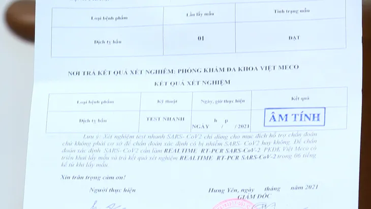 Phát hiện nhóm giả danh nhân viên y tế xét nghiệm COVID-19 cho khán giả vào sân Mỹ Đình - Ảnh 3. Phát hiện nhóm giả danh nhân viên y tế xét nghiệm COVID-19 cho khán giả vào sân Mỹ Đình - Ảnh 3.