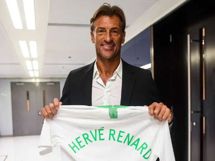 Herve Renard - HLV Saudi Arabia lọt danh sách đề cử HLV xuất sắc nhất thế giới - Ảnh 2. Herve Renard - HLV Saudi Arabia lọt danh sách đề cử HLV xuất sắc nhất thế giới - Ảnh 2.