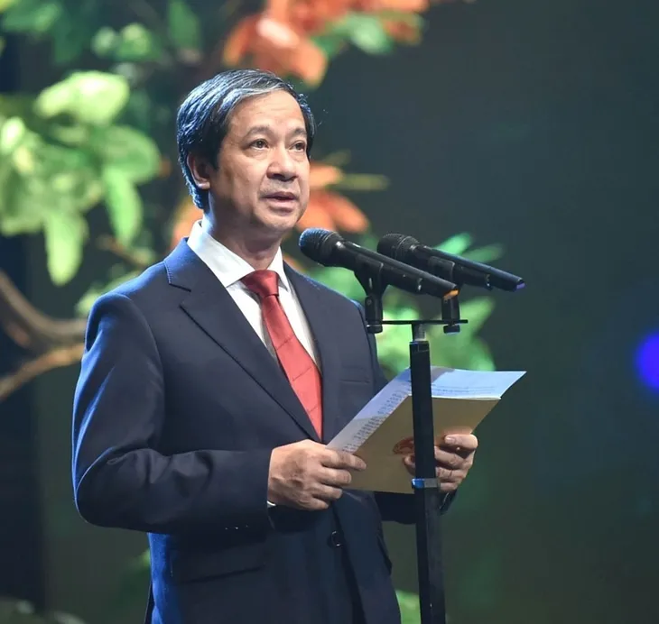 Thay lời tri ân 2021: Những người gieo mầm yêu thương, tri thức để có mùa trái ngọt - Ảnh 4. Thay lời tri ân 2021: Những người gieo mầm yêu thương, tri thức để có mùa trái ngọt - Ảnh 4.