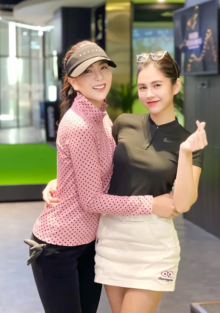 Diễn viên Việt tuần qua: Trần Vân cực gợi cảm, Phương Oanh sang chảnh như quý bà - Ảnh 12. Diễn viên Việt tuần qua: Trần Vân cực gợi cảm, Phương Oanh sang chảnh như quý bà - Ảnh 12.